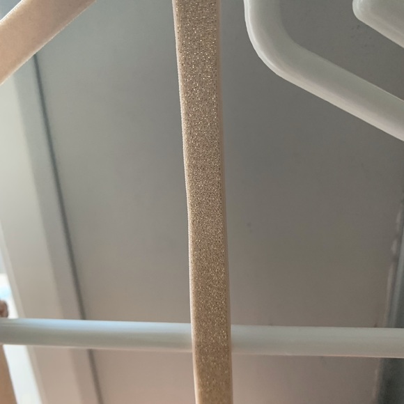 Missguided Pink Tropical Print Ruffle Dress - Picture 9 of 11